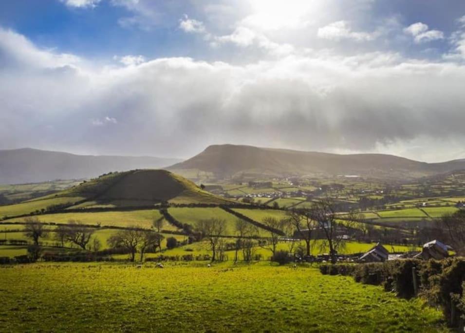 Cushendall Stables Dış mekan fotoğraf